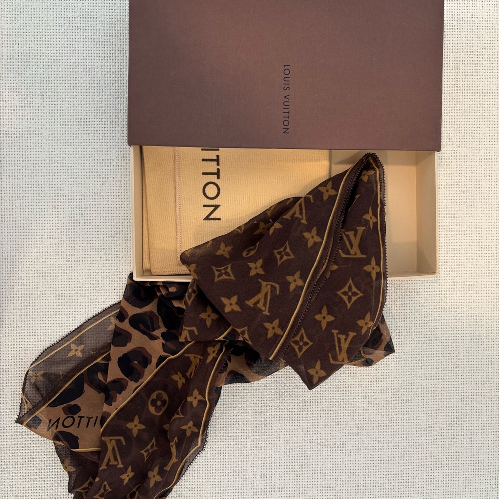 Louis Vuitton Brown Monogram Scarf